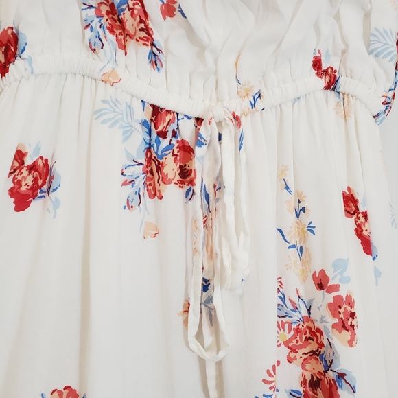 Blue Rain White Dress with Spaghetti Straps, Floral Pattern throughout sz Small - Picture 7 of 10